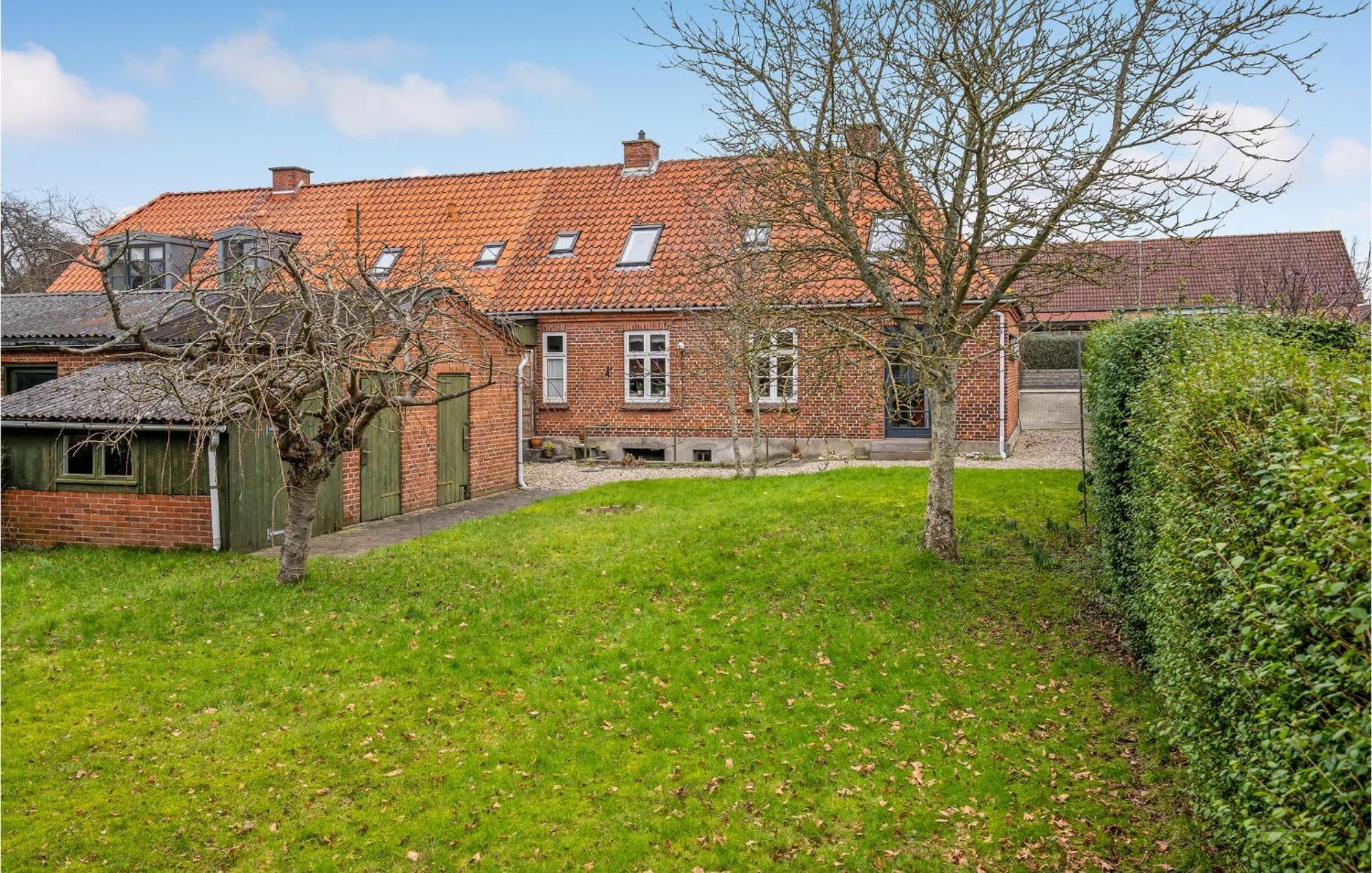 Lovely Home In Sonderborg With Kitchen Ngoại thất bức ảnh